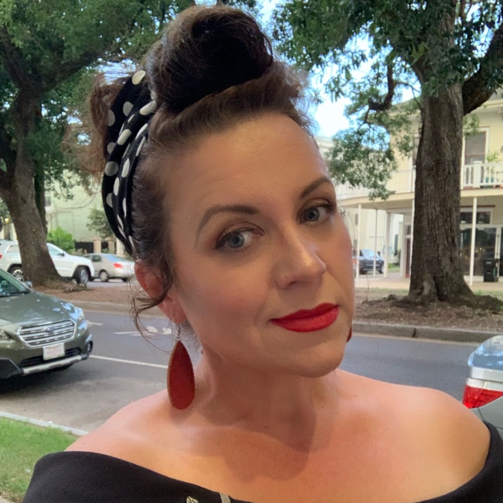 Meet your Posher, Joy